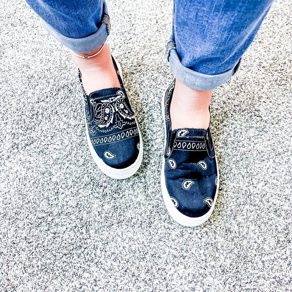 Bandana Slide on Sneaker
